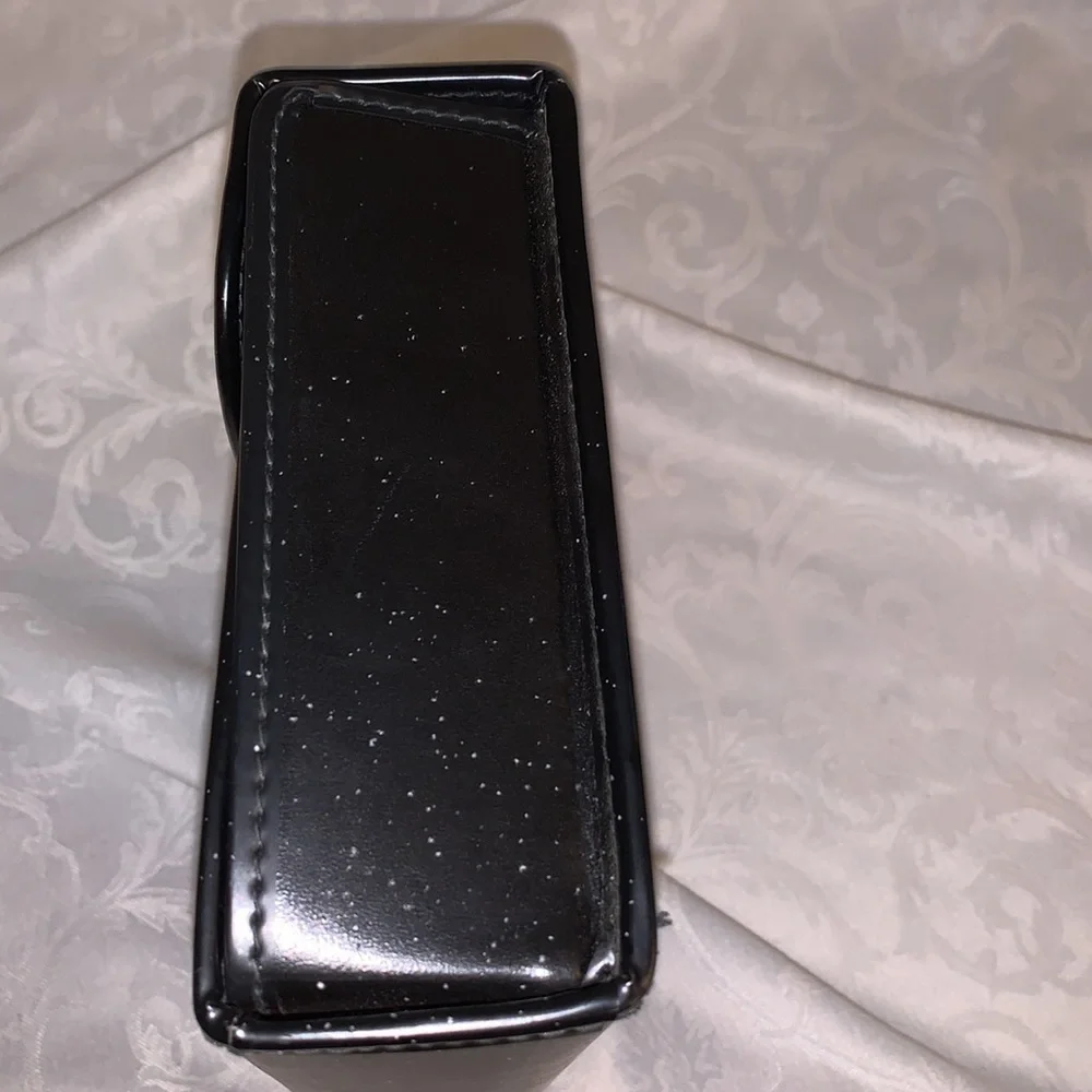 Vintage men’s grooming set in a black case and red interior